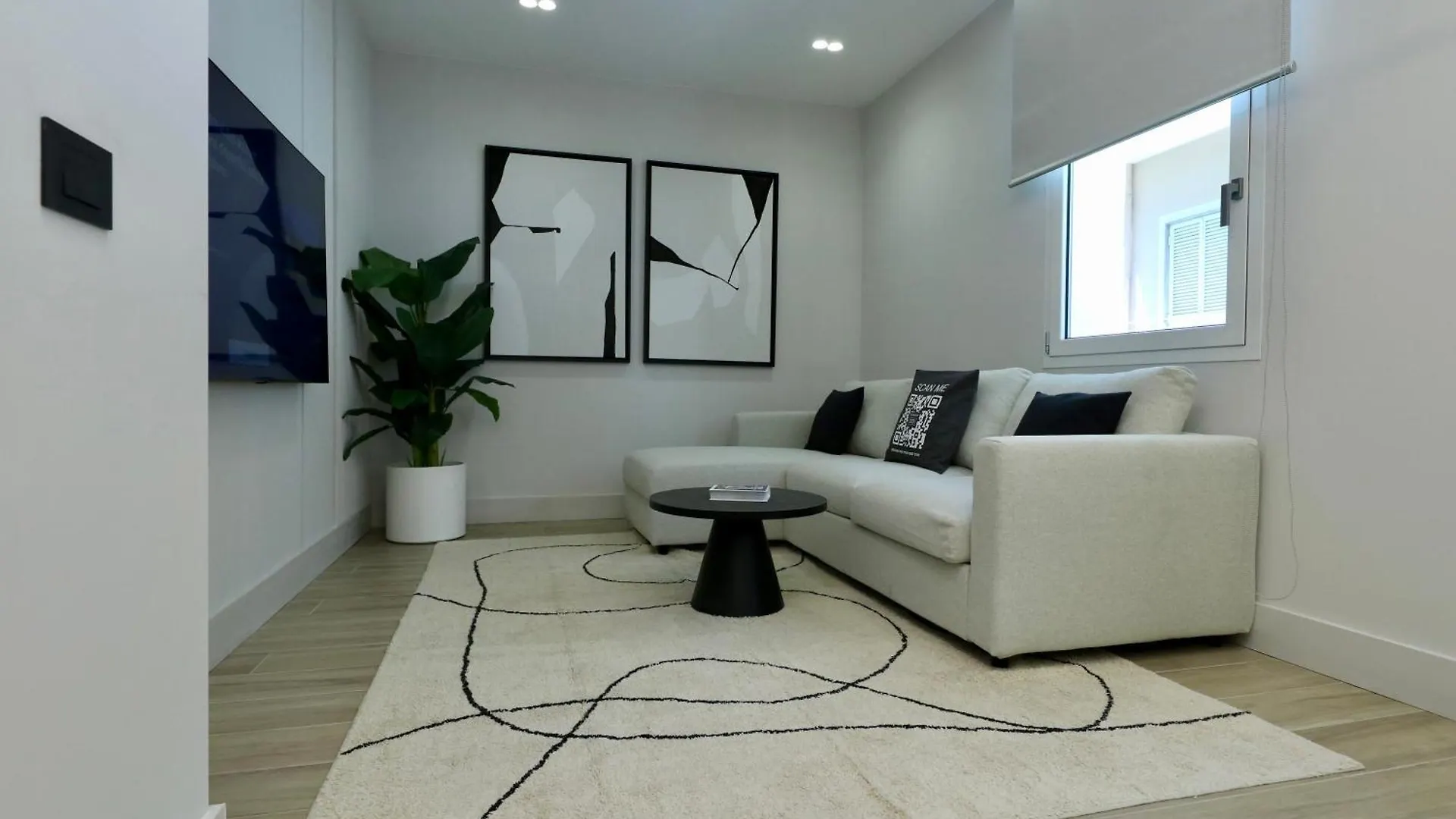 Superior Luxurious Romantic Getaway - Historical Centre - Fully Equipped & Renovated - Garibaldi#3 Olbia