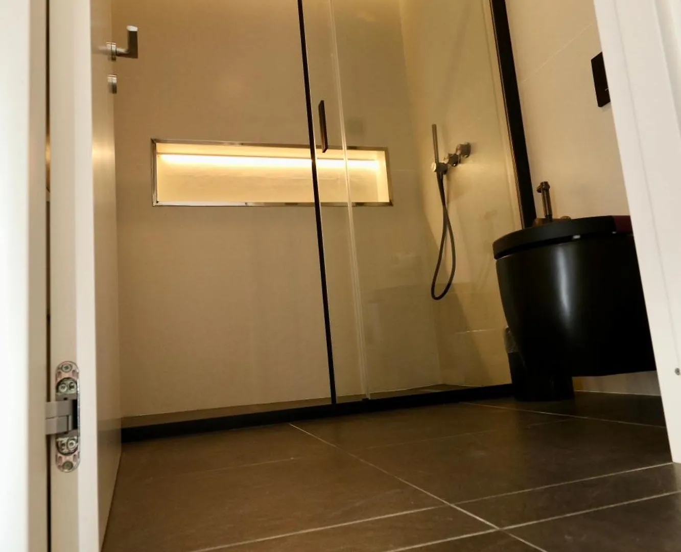 Apartment Superior Luxurious Romantic Getaway - Historical Centre - Fully Equipped & Renovated - Garibaldi#3 Olbia Italy