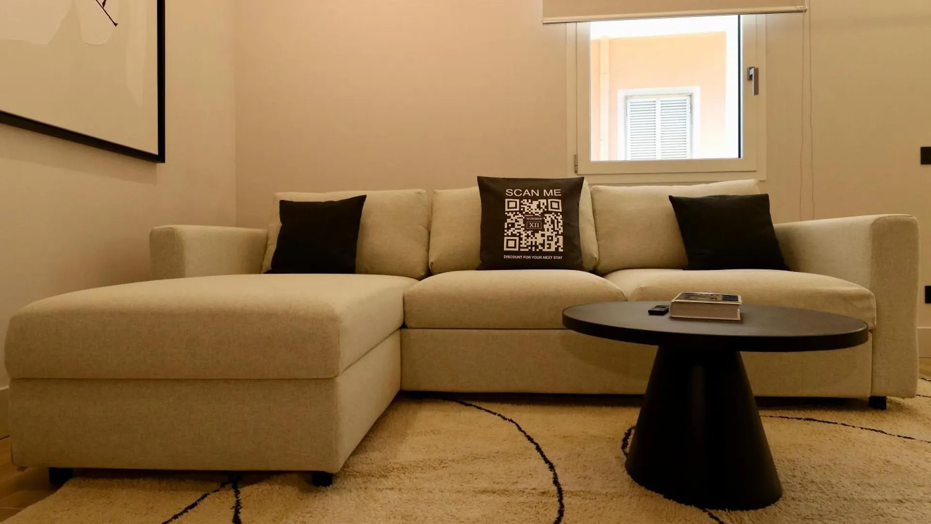 Superior Luxurious Romantic Getaway - Historical Centre - Fully Equipped & Renovated - Garibaldi#3 Olbia Apartment