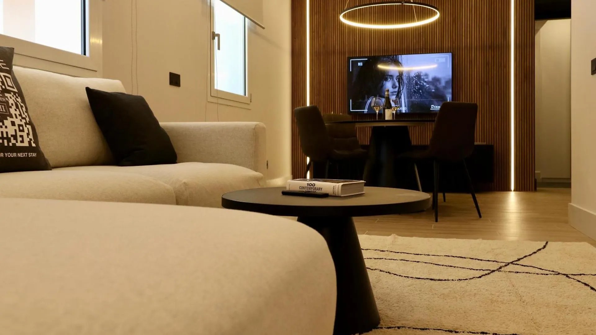 Superior Luxurious Romantic Getaway - Historical Centre - Fully Equipped & Renovated - Garibaldi#3 Olbia 0*,